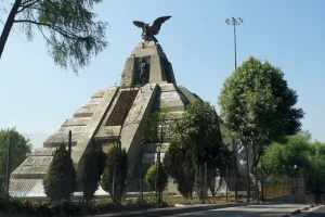 Congreso capitalino pide declarar Patrimonio Cultural el Monumento a la Raza