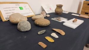 Añelo: el Museo recibió material arqueológico y paleontológico