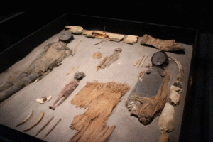 Descubren tatuajes ocultos en momias milenarias que revelan los rituales más misteriosos de civilizaciones antiguas