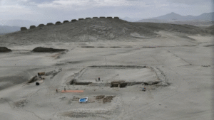 Histórico hallazgo en Chankillo, Perú: nuevas investigaciones en complejo arqueológico “redefinen los orígenes de la astronomía andina”