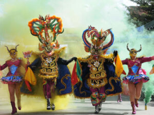 El Carnaval de Oruro, Bolivia cumple bodas de plata como como joya cultural de la humanidad